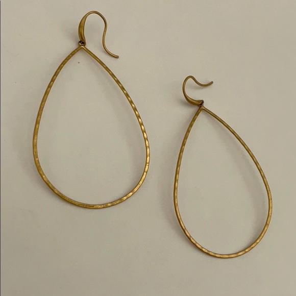 Large Vintage Teardrop Hoop Earrings - Picture 3 of 3